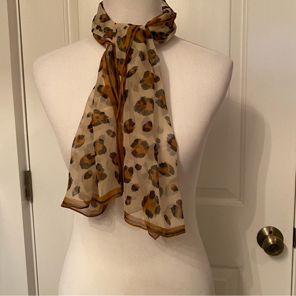 BURMEL SCARF VINTAGE CREAM BROWN BLACK SHEER ANIMAL PRINT HAND ROLLED RECTANGLE - Picture 3 of 8